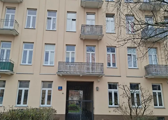 Апартаменты Wolnosc Centrum 2 Poziomowy Варшава